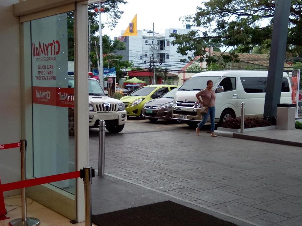 Dino Residences Dumaguete City Luaran gambar